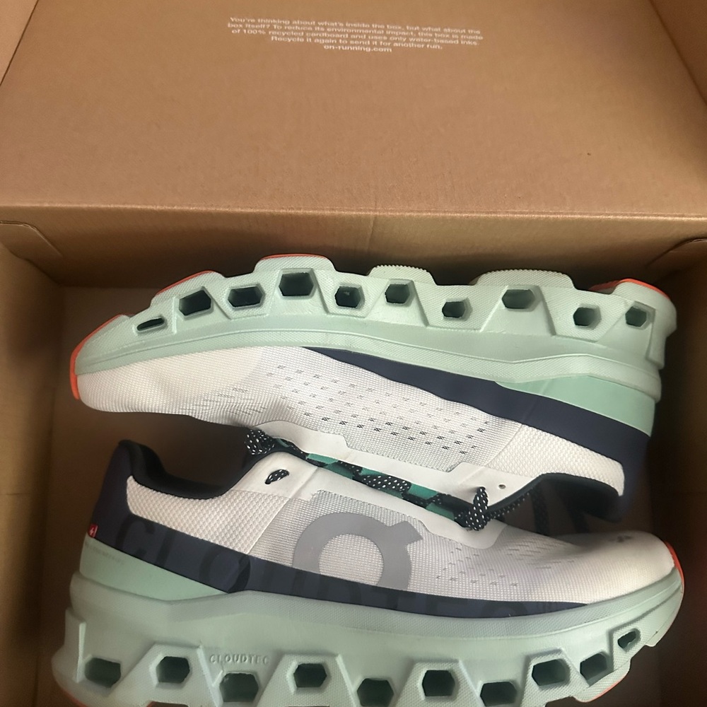 ON Men's Cloudtec Athletic Shoes - White and Green